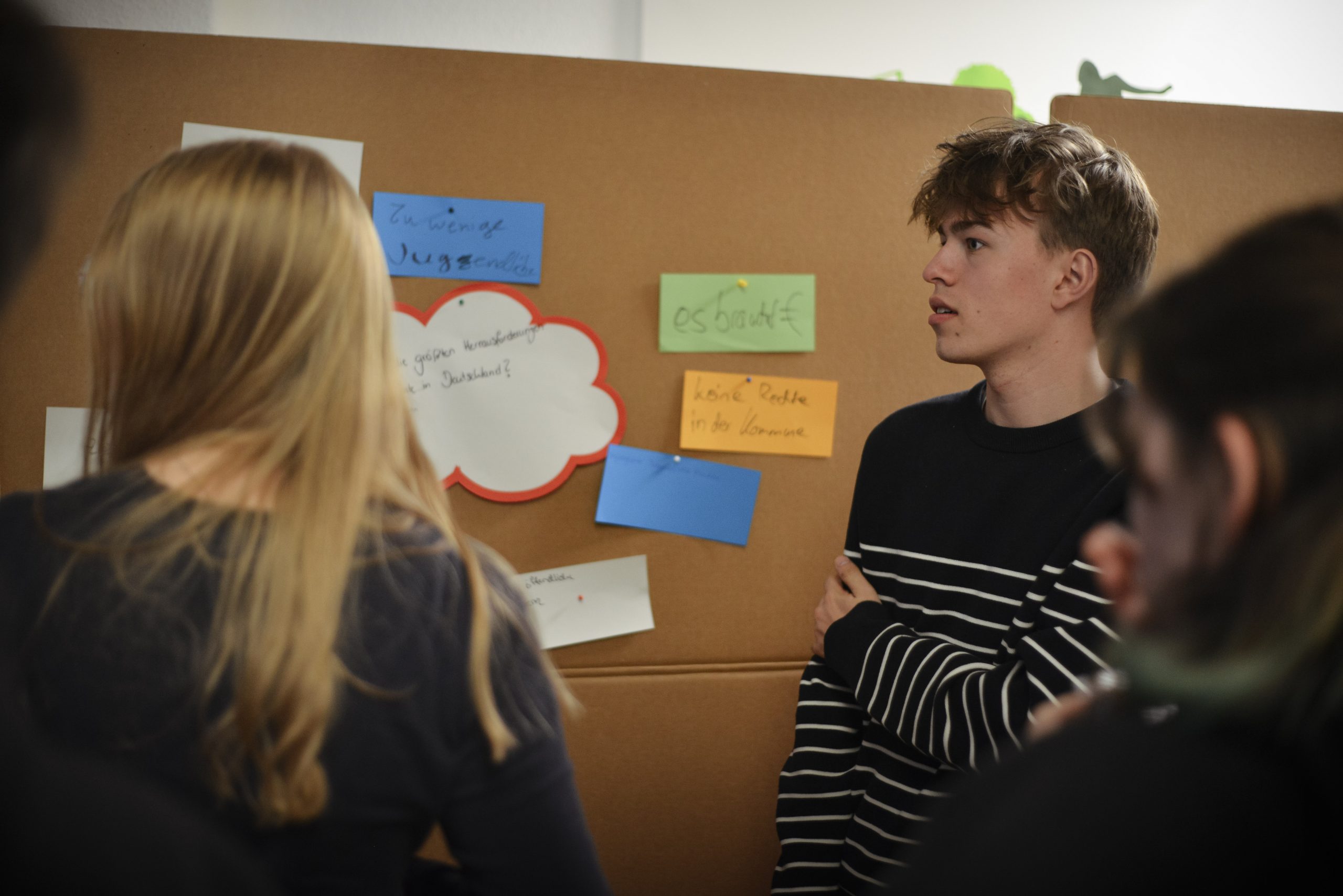 Du betrachtest gerade Umfrage zur Datenerhebung! – Jahresprojekt 2025